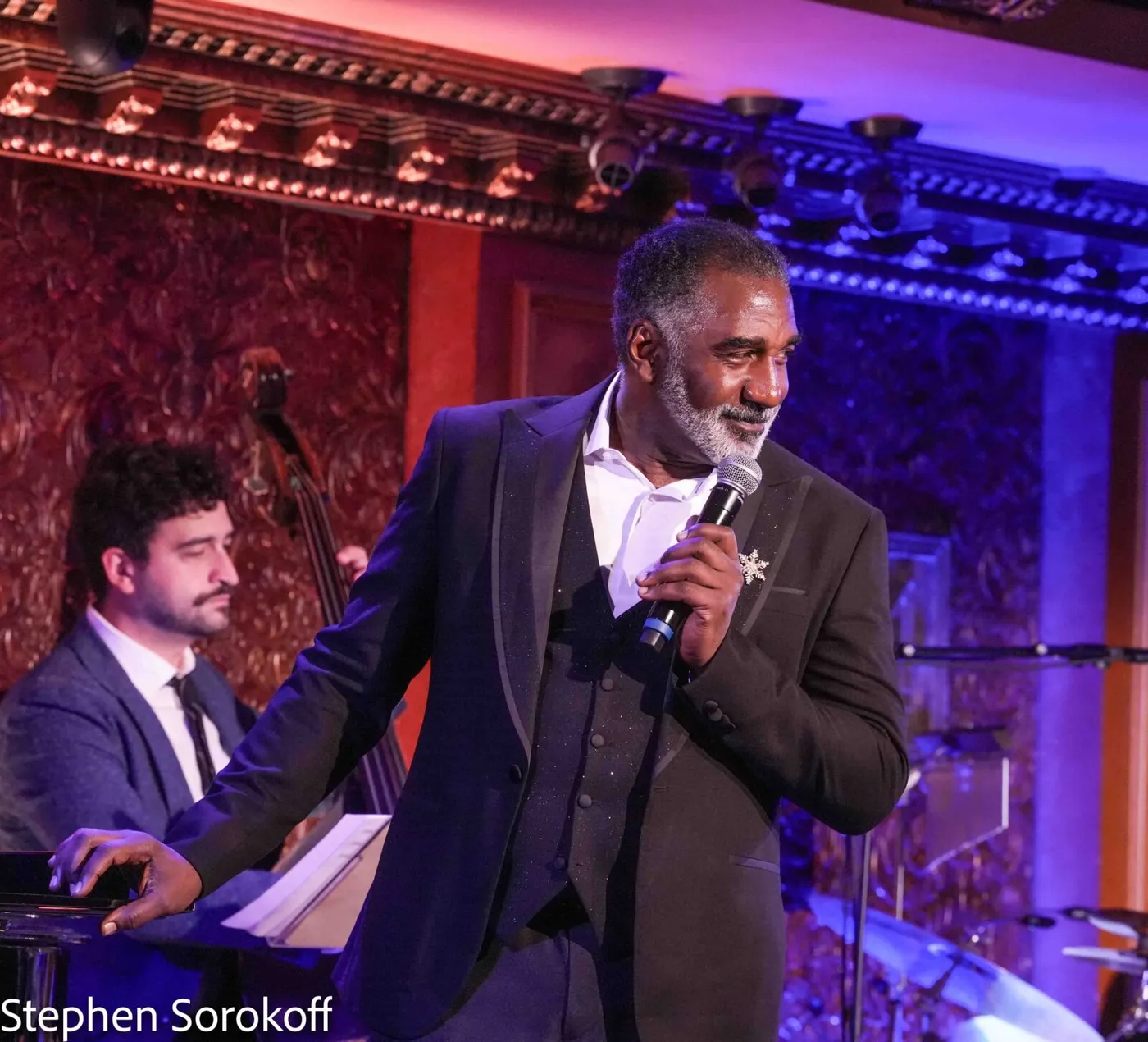 Review: Norm Lewis Sure Knows How to Throw a Party at 54 Below Image