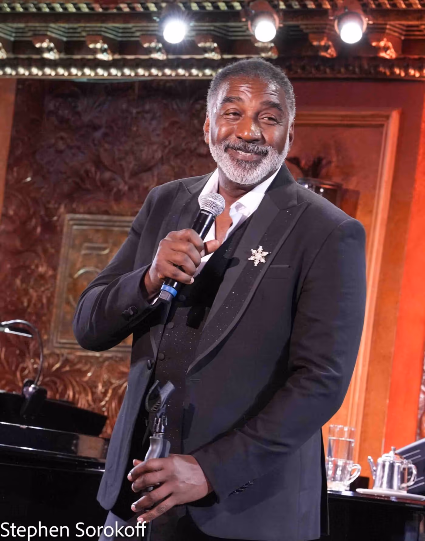 Review: Norm Lewis Sure Knows How to Throw a Party at 54 Below Image