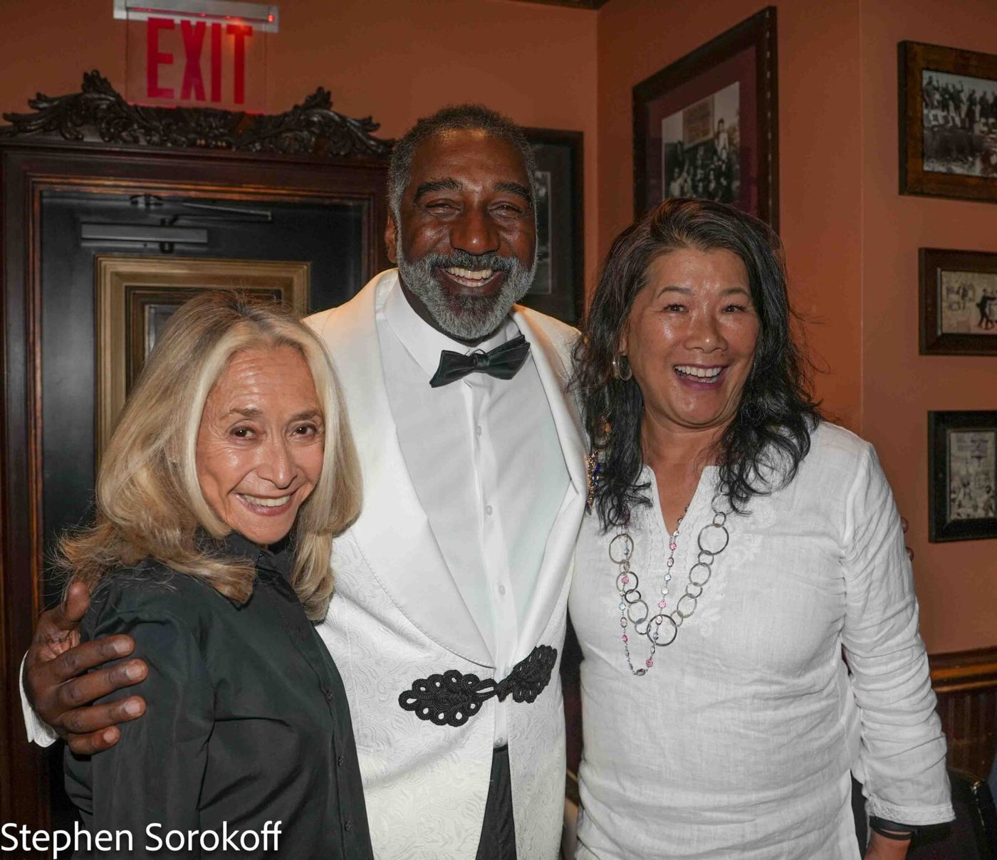 Review: Norm Lewis Sure Knows How to Throw a Party at 54 Below Image