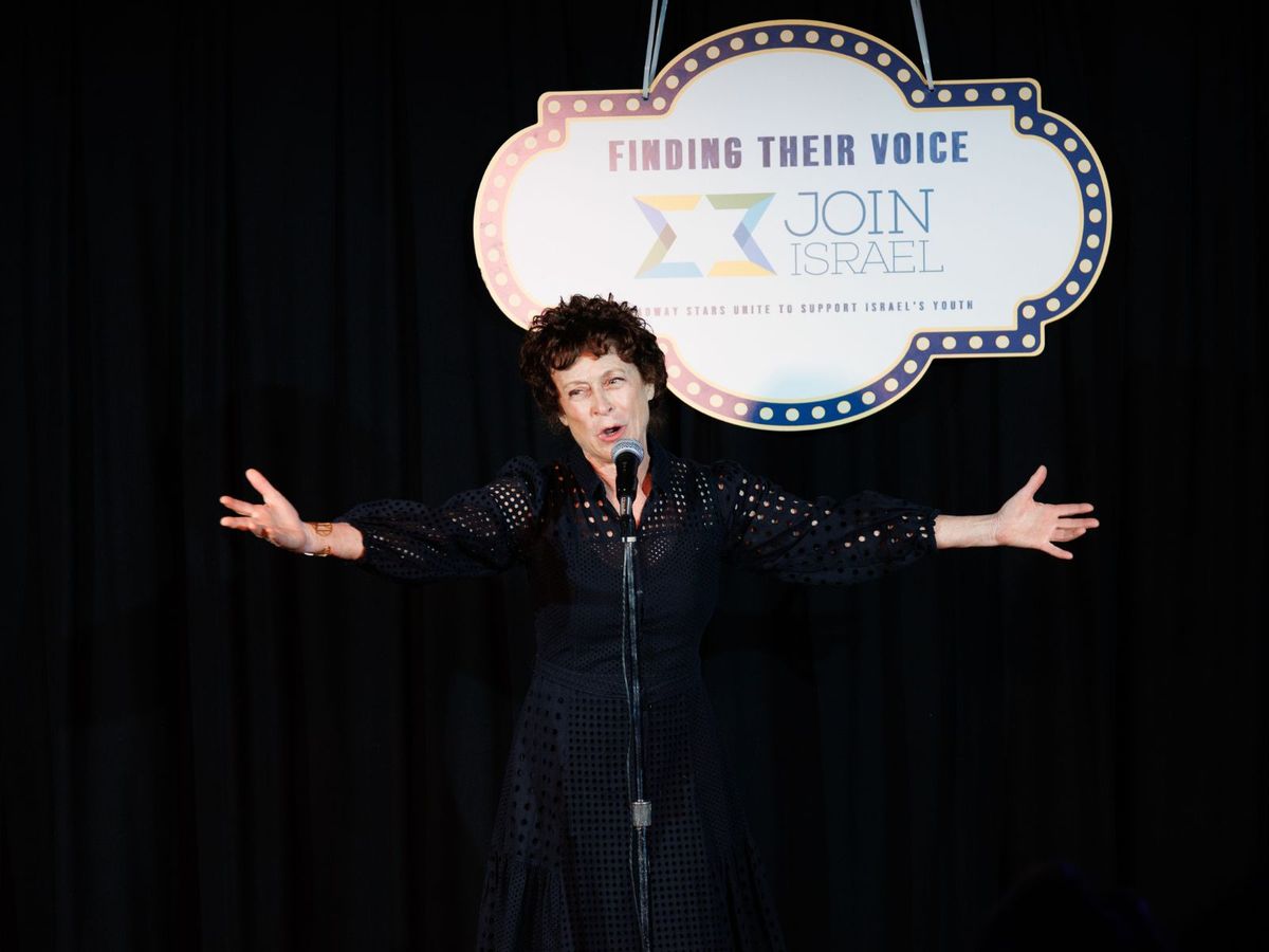 Neva Small at Photos: Tovah Feldshuh and More in FINDING THEIR VOICES at the Jerry Orbach Theater
