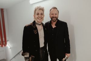 Kiefer Sutherland Visits The Lost Boys on Broadway @ BroadwayWorld Kiefer Sutherland Visits The Lost Boys on Broadway Photo