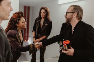 Kiefer Sutherland Visits The Lost Boys on Broadway @ BroadwayWorld Kiefer Sutherland Visits The Lost Boys on Broadway Photo