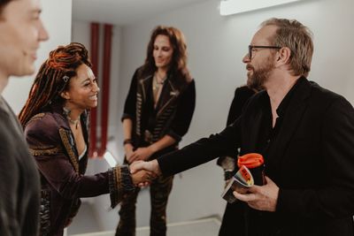 Kiefer Sutherland Visits The Lost Boys on Broadway Photo