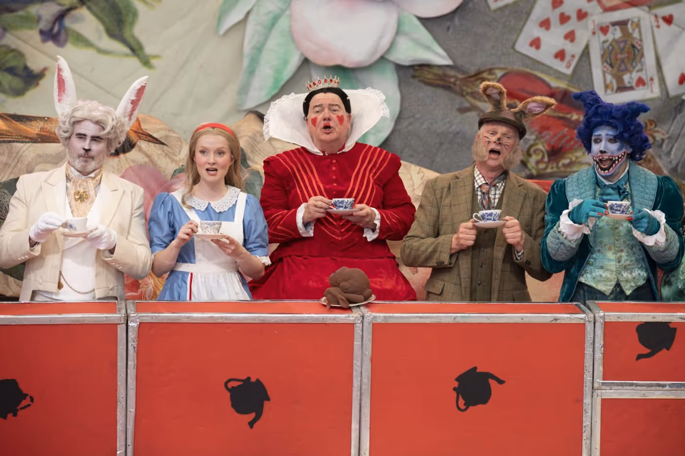 Review: ALICE'S ADVENTURES IN WONDERLAND, Opera Holland Park Image