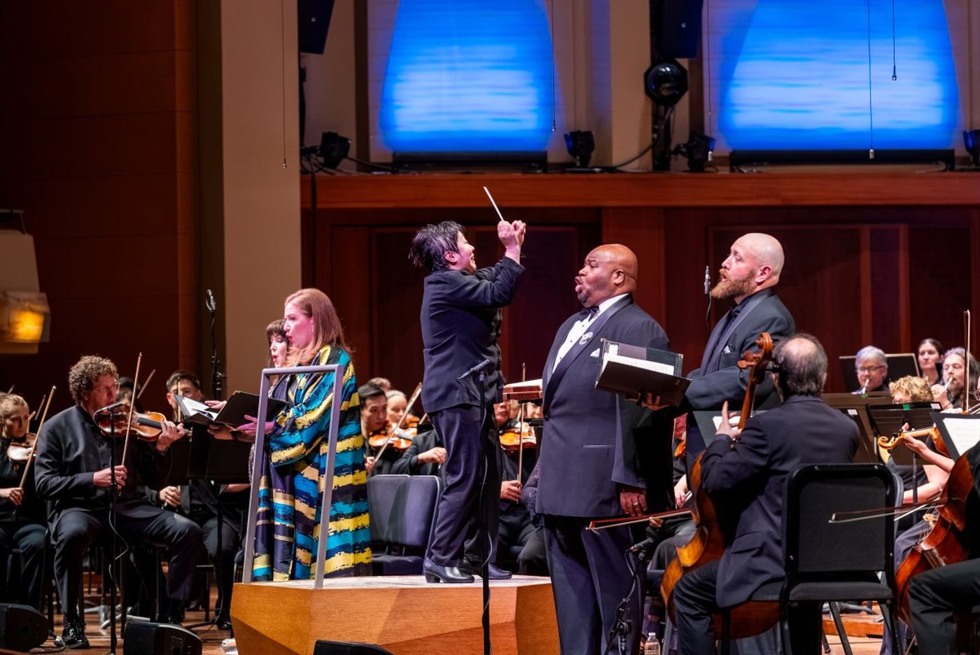 Review: XIAN CONDUCTS BEETHOVEN 9 at Benaroya Hall Image