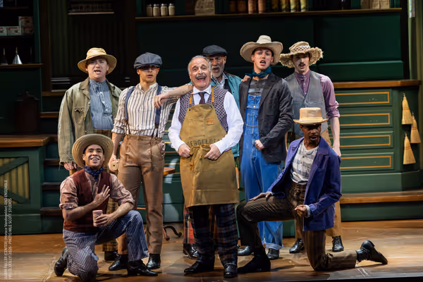 Adam Heller and the ensemble Photo