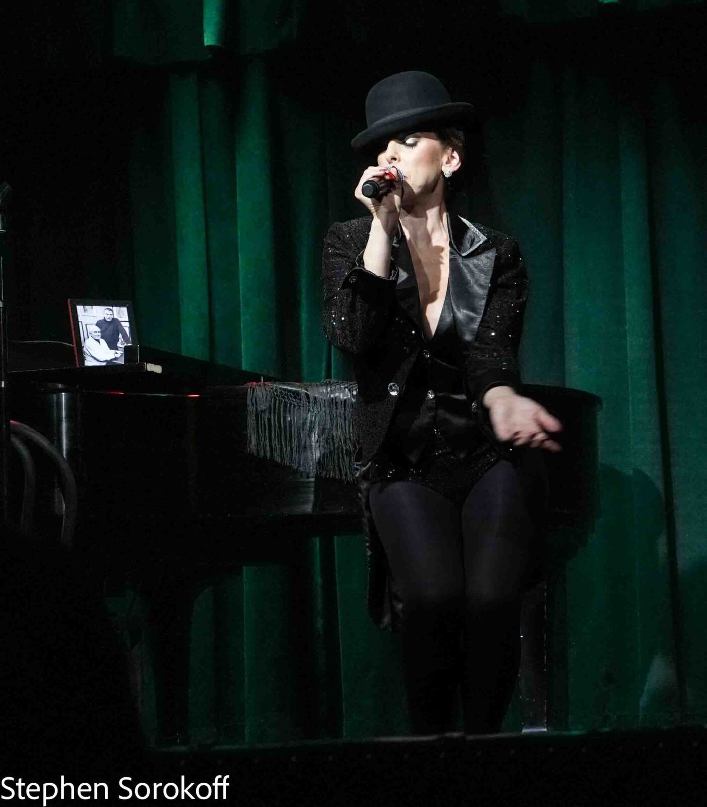 PHOTOS: Dawn Derow Brings SING HAPPY: THE WONDERFUL WOMEN OF KANDER & EBB to the Triad Image