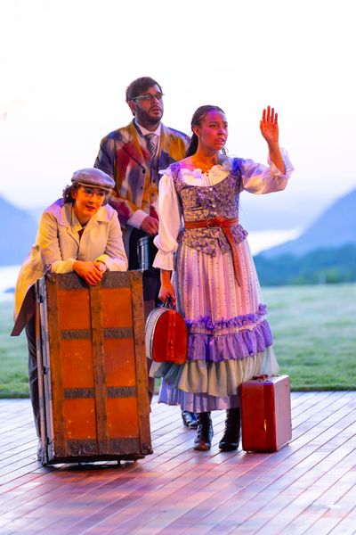 Helen Cespedes, Luis Quintero and Safiya Harris Photo
