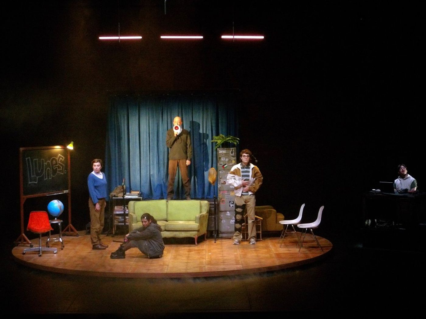 Review: EL PESO DE LAS HORMIGAS at Teatro Juan Ruiz De Alarcón Image
