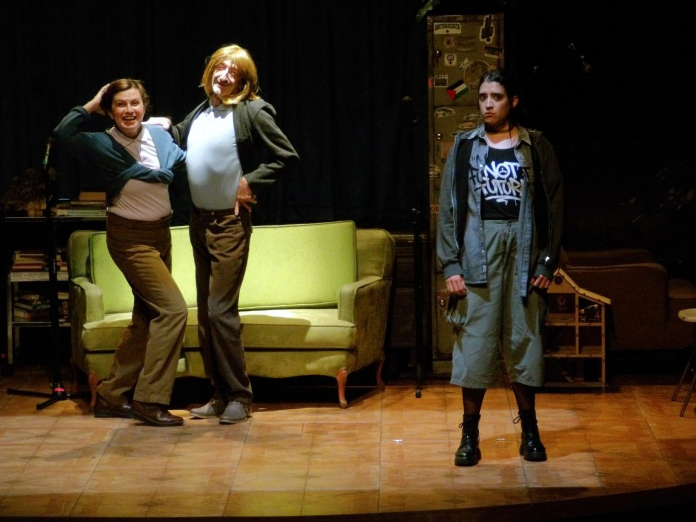 Review: EL PESO DE LAS HORMIGAS at Teatro Juan Ruiz De Alarcón Image