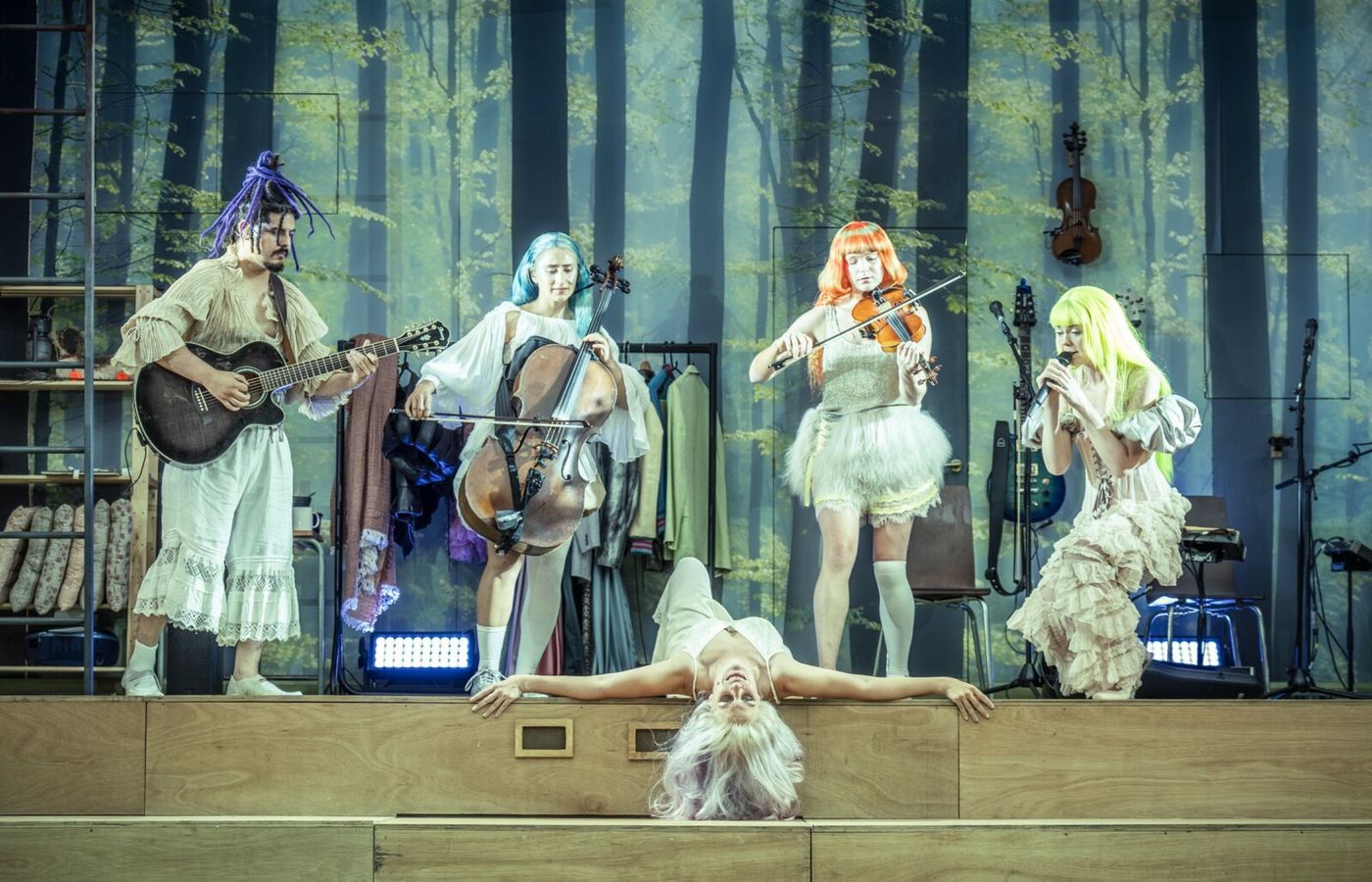 Photos: A MIDSUMMER NIGHT'S DREAM Now Playing at Regent’s Park Open Air Theatre Image