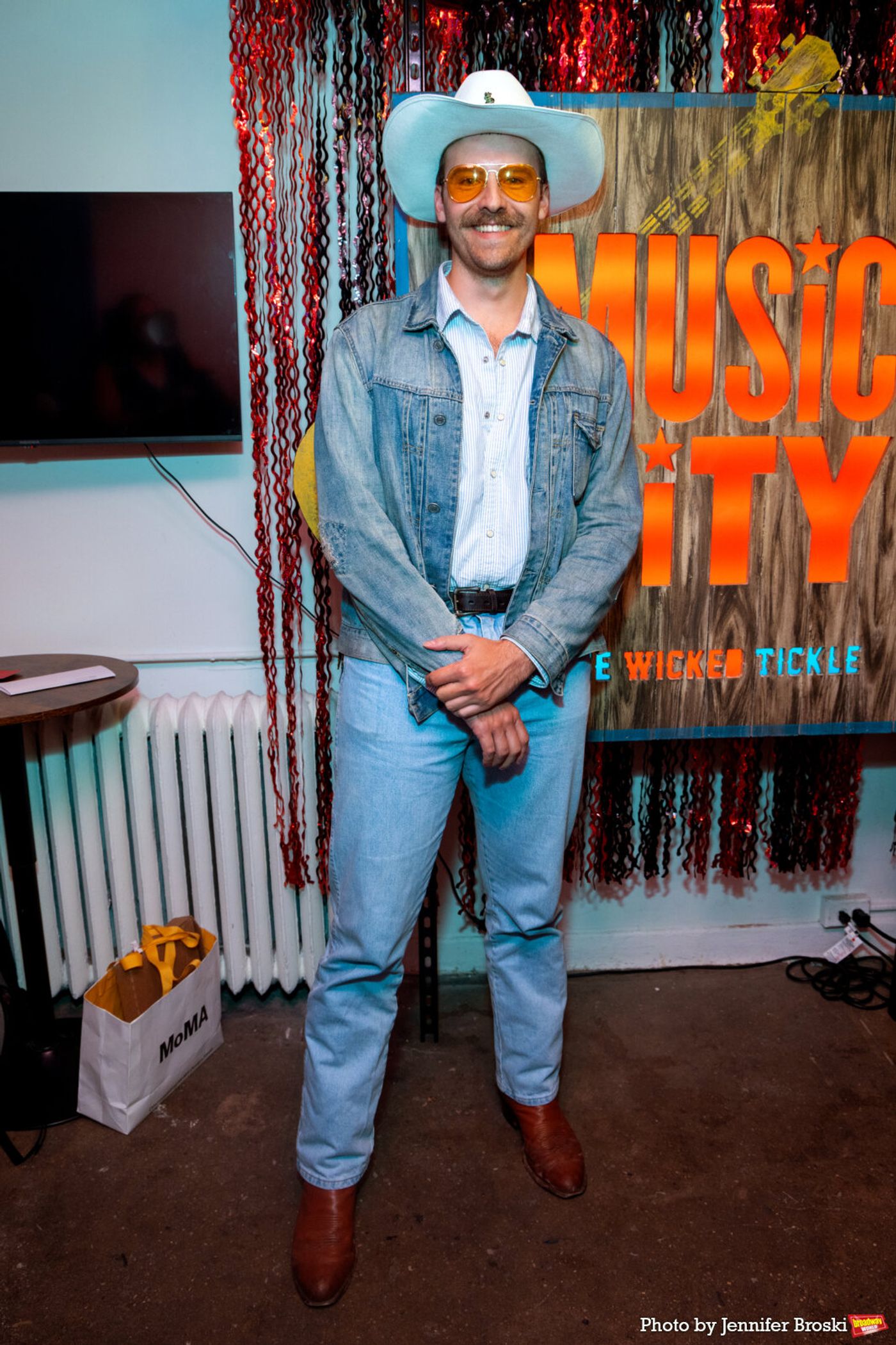 Photos: MUSIC CITY Celebrates Opening Night Off-Broadway Image