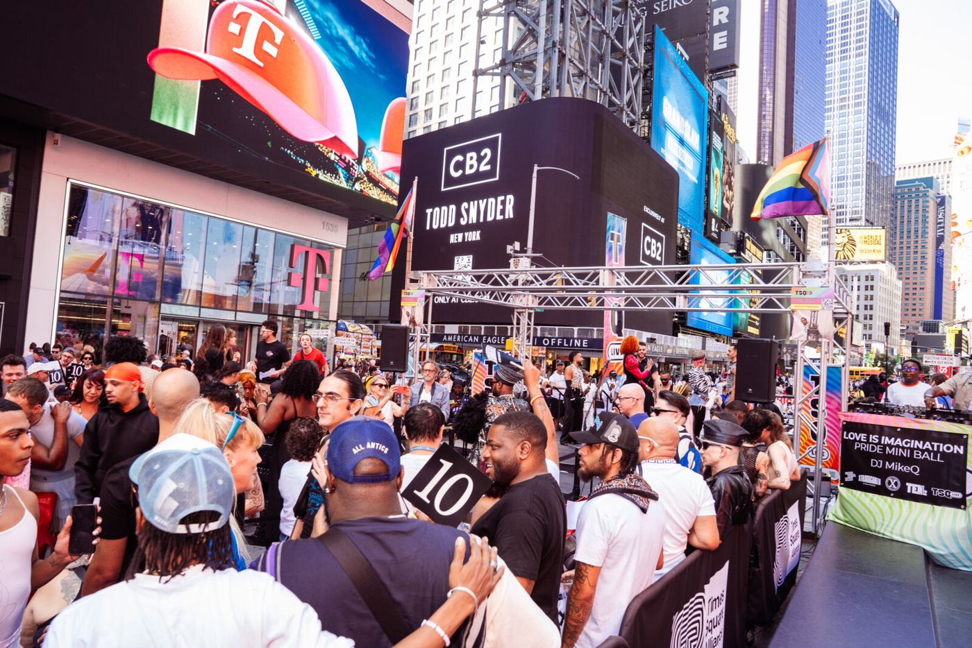 Photos: LOVE IS IMAGINATION Pride Mini Ball in Times Square Image