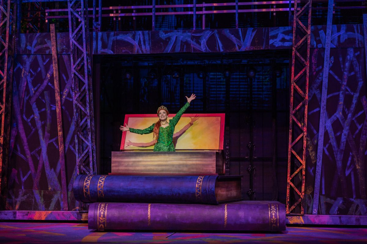 Kara Lindsay at Photos: Nik Walker, Kara Lindsay and More Star in SHREK At The Muny