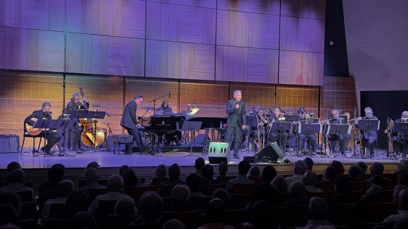 Review: Michael Feinstein's STANDARD TIME Celebrates Mathis & Mancini at Carnegie Hall Image