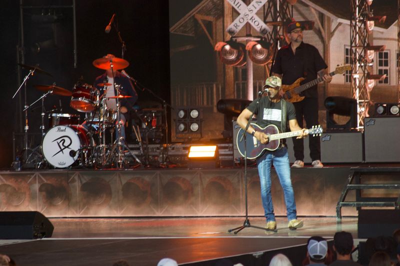 Photo Coverage: Darius Rucker @Acrisure Amphitheater June 26th, 2026 — photo 16 of 29