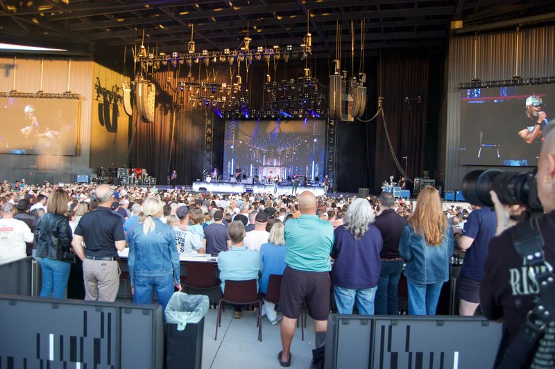 Photo Coverage: Darius Rucker @Acrisure Amphitheater June 26th, 2026 — photo 20 of 29
