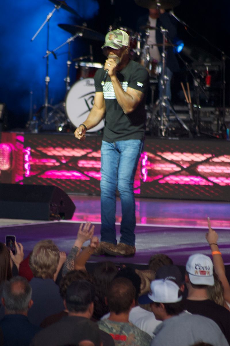 Photo Coverage: Darius Rucker @Acrisure Amphitheater June 26th, 2026 — photo 24 of 29