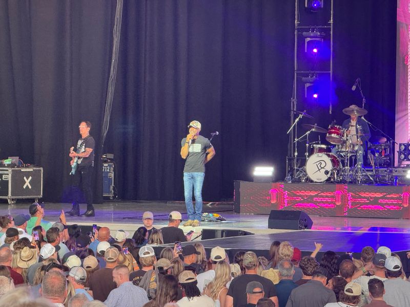 Photo Coverage: Darius Rucker @Acrisure Amphitheater June 26th, 2026 — photo 6 of 29
