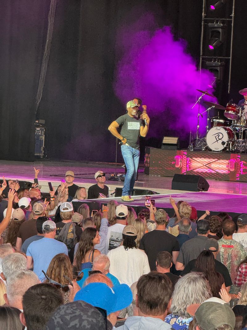 Photo Coverage: Darius Rucker @Acrisure Amphitheater June 26th, 2026 — photo 5 of 29