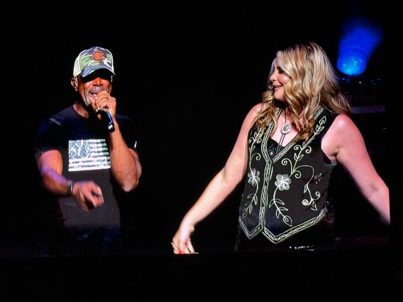 Photo Coverage: Darius Rucker @Acrisure Amphitheater June 26th, 2026 — photo 26 of 29