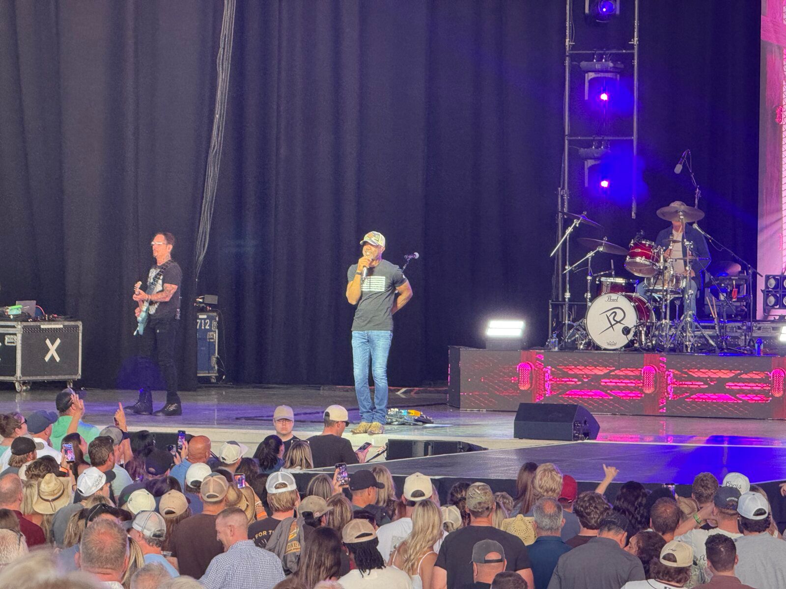 Photo Coverage: Darius Rucker @Acrisure Amphitheater June 26th, 2026 Image