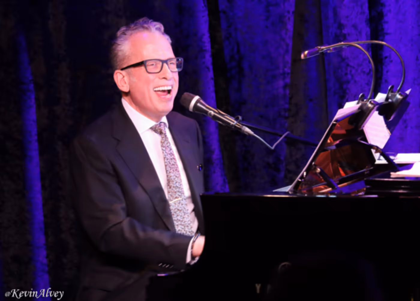 Photos: Gabrielle Stravelli And Billy Stritch in BOSSA & BEYOND At Birdland Image
