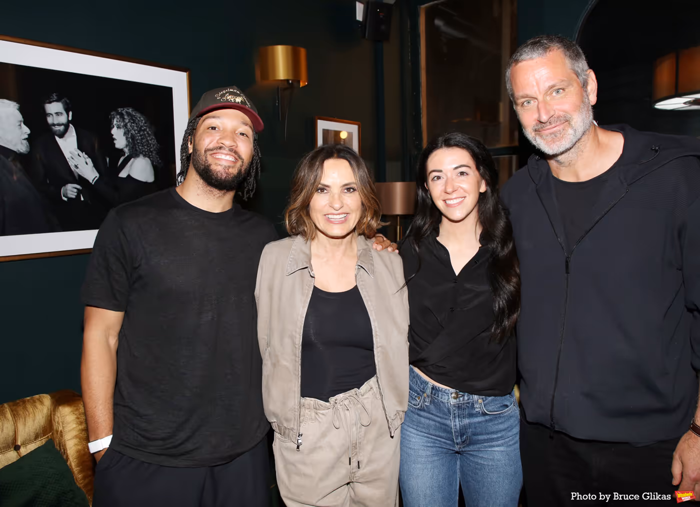 Photos: Jalen Brunson Visits Mariska Hargitay at EVERY BRILLIANT THING Image