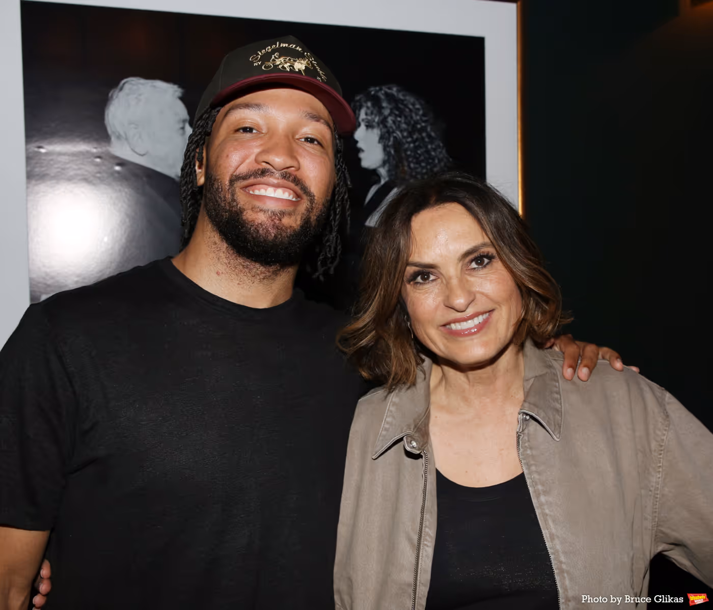 Photos: Jalen Brunson Visits Mariska Hargitay at EVERY BRILLIANT THING Image