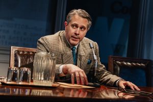 Thomas Sadoski Photo