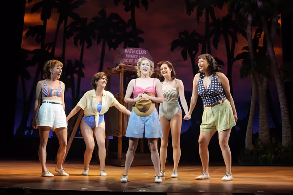Alexandra Socha and the Cast of SOUTH PACIFIC Photo