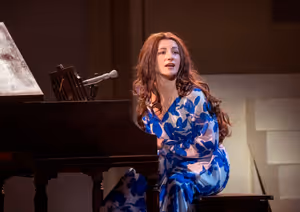Tess Jonas @ BroadwayWorld Tess Jonas Photo