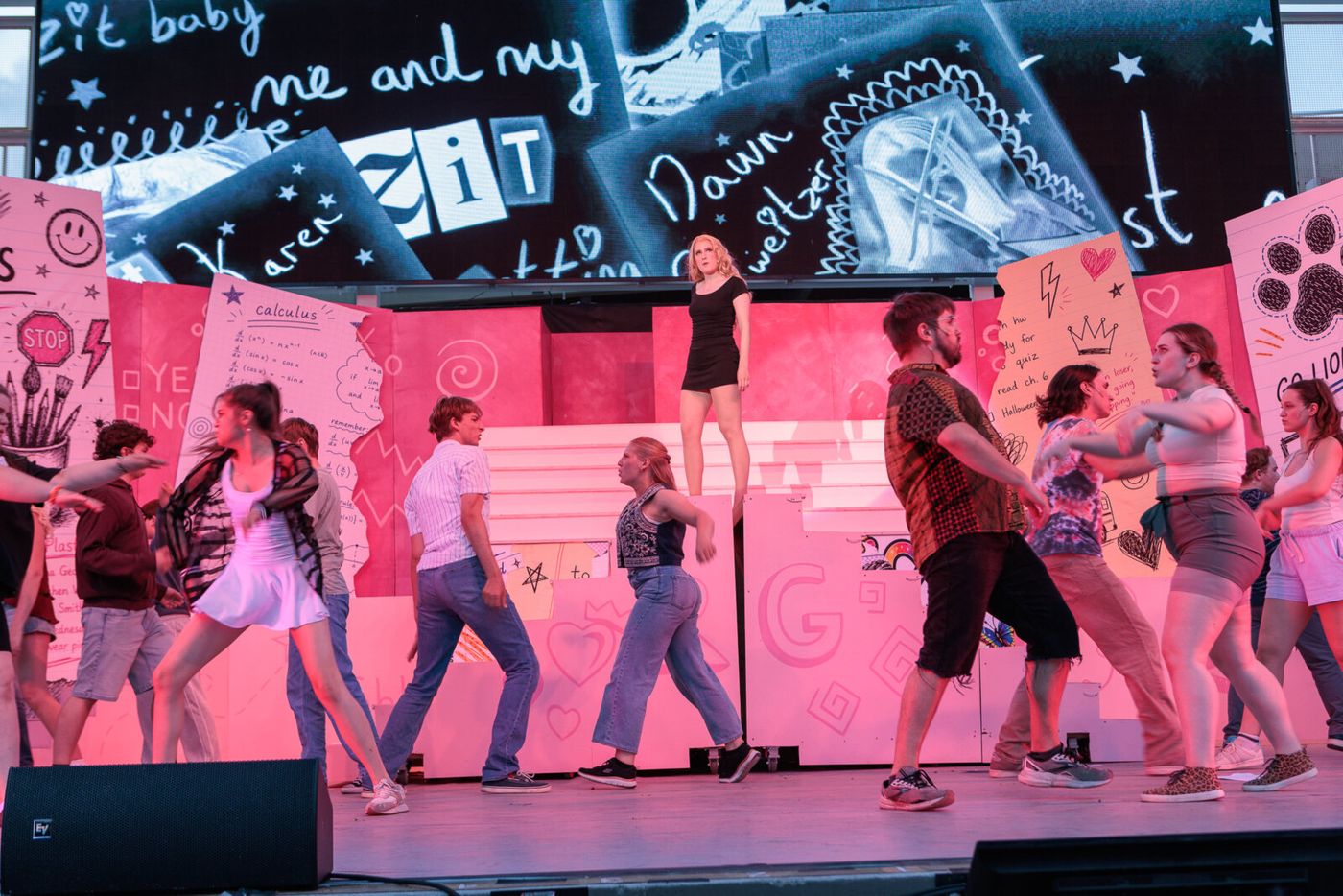 Review: MEAN GIRLS at Stage West At The Lights Image