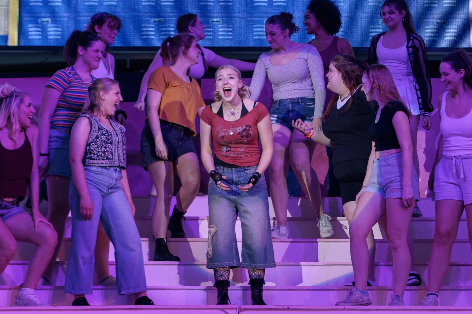 Review: MEAN GIRLS at Stage West At The Lights Image