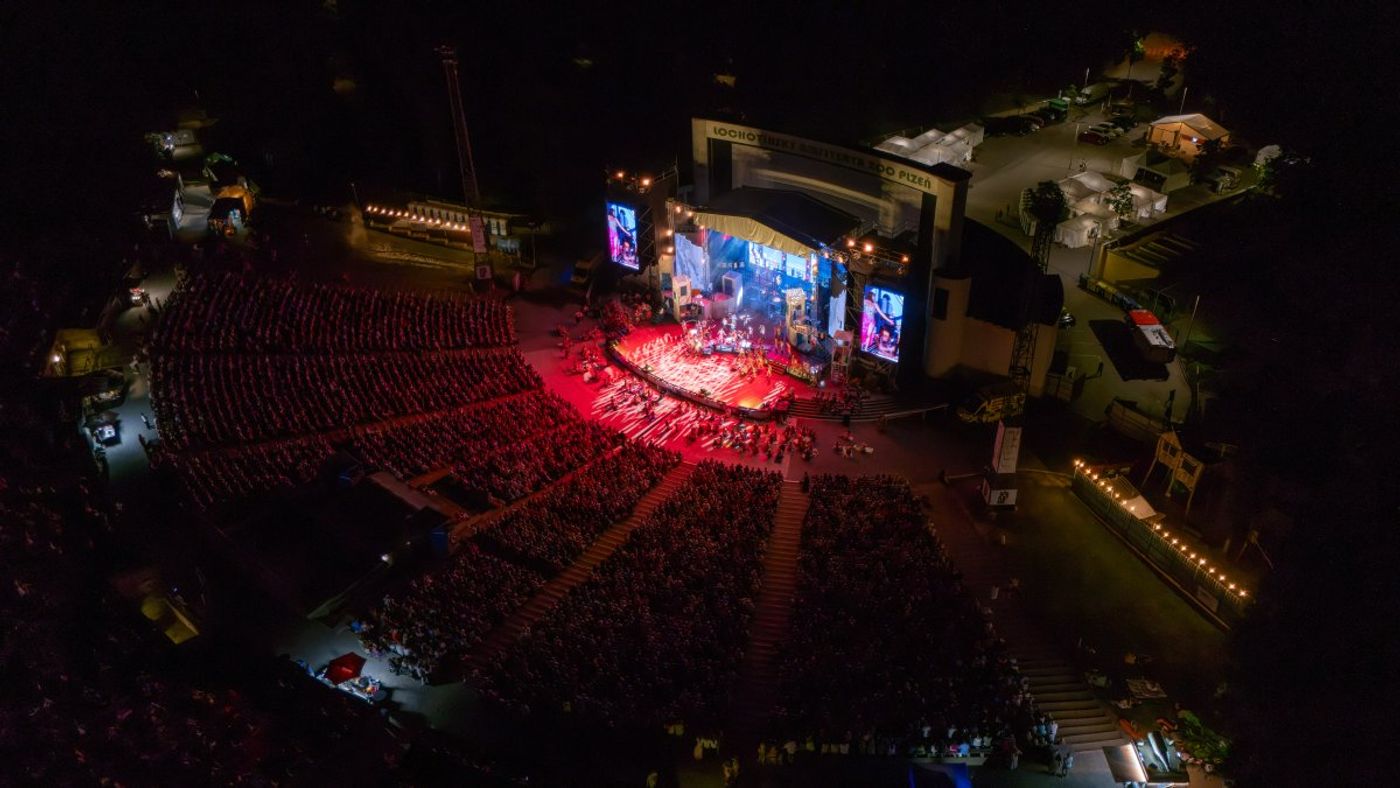 Review: Plzeňský Lochotín nastartoval léto ve stylu MAMMA MIA! Image