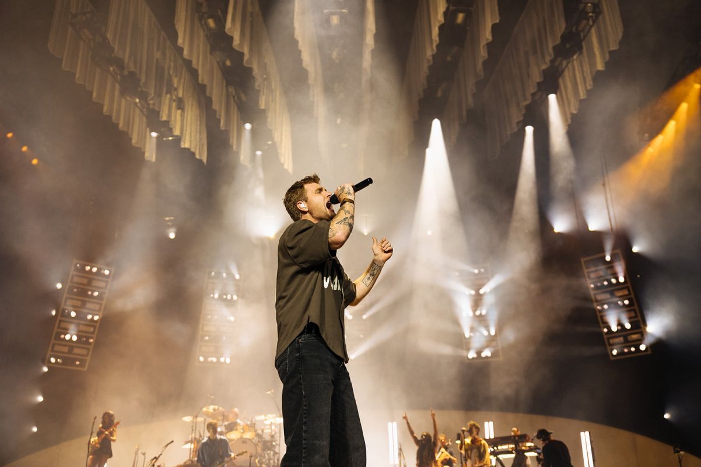 Review: FINDING FAMILY ON THE ROAD TOUR 2026 - ALEX WARREN at Grand Casino Arena Image