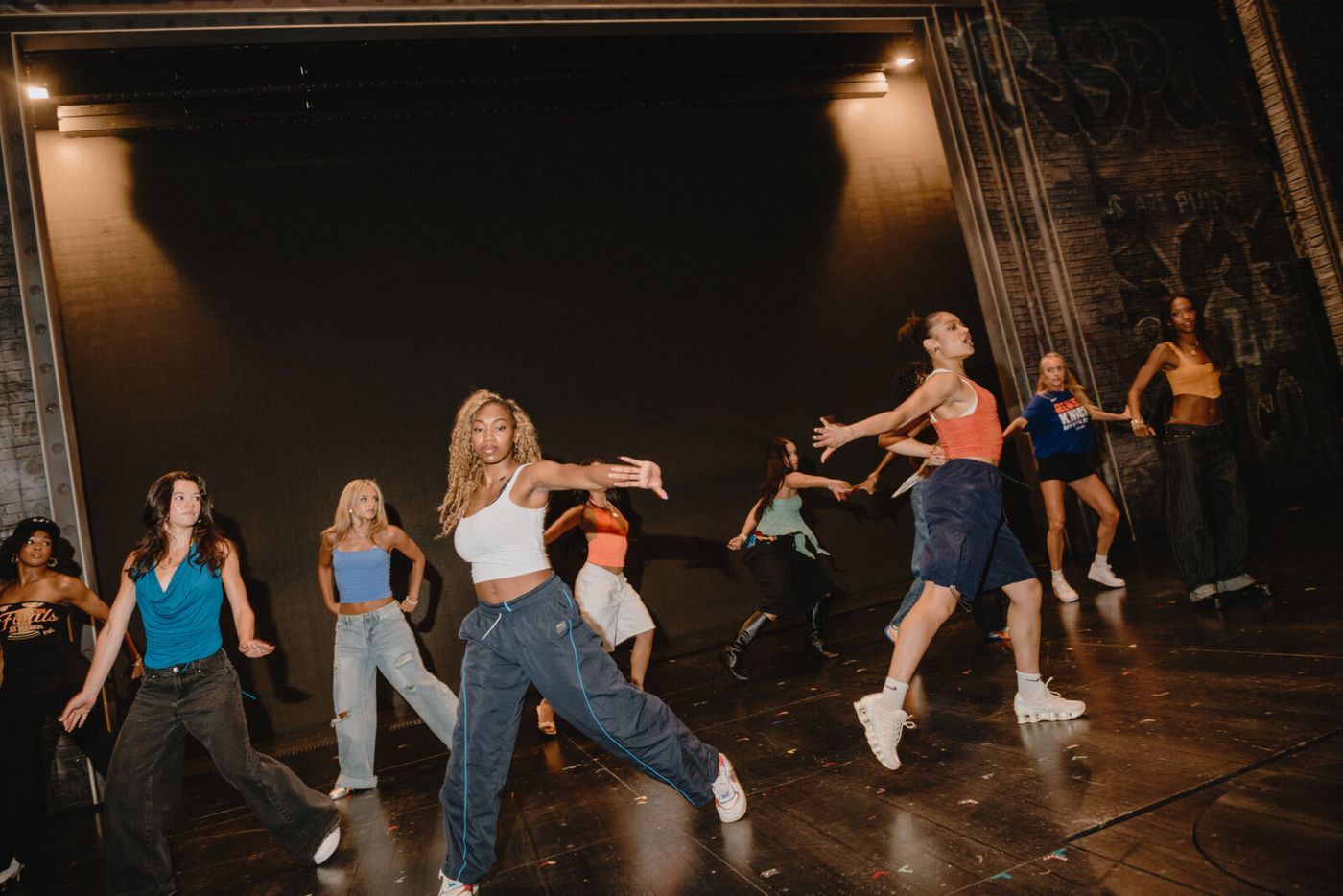 Photos: Knicks City Dancers Visit MJ: THE MUSICAL Image