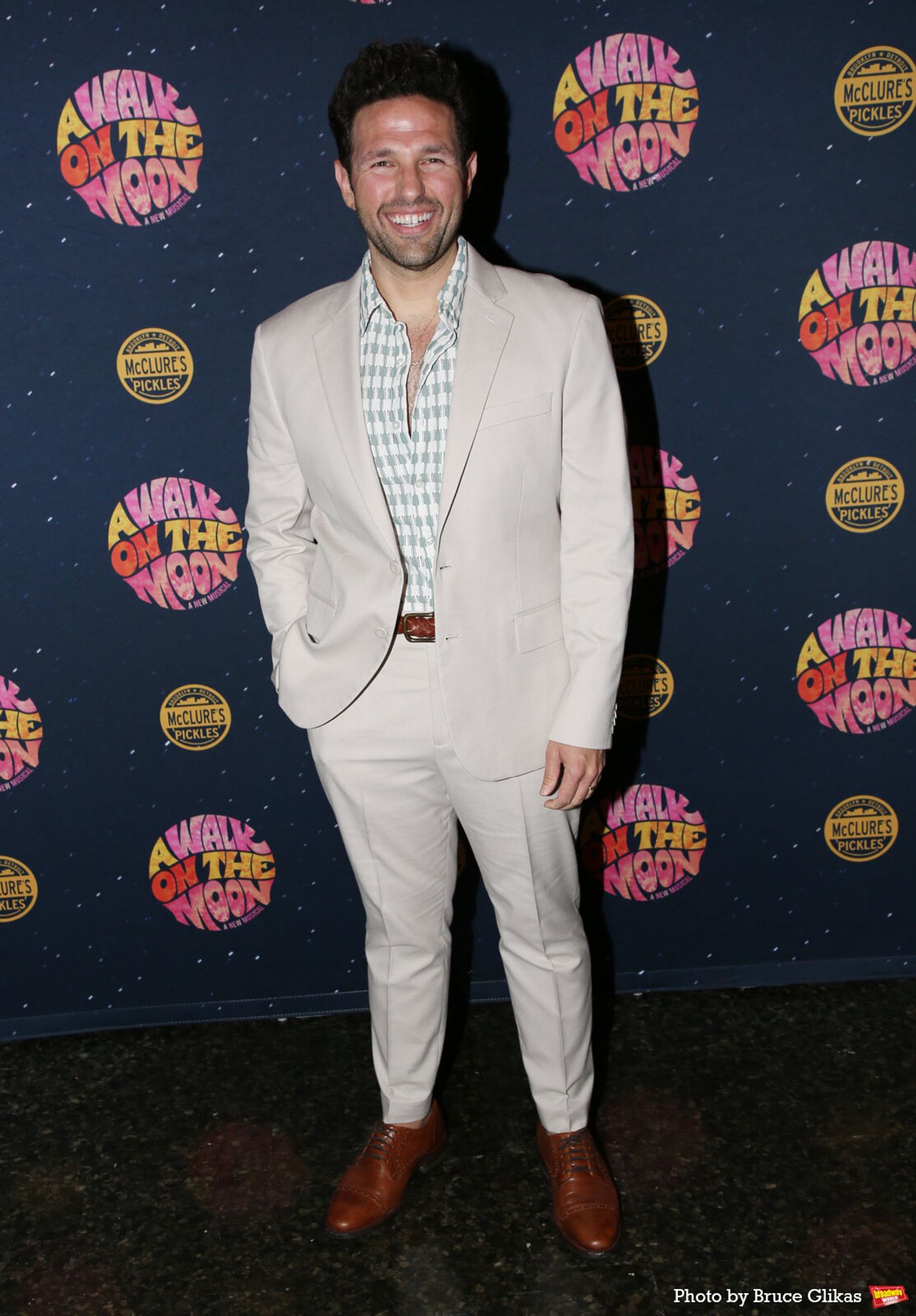 Photos: Go Inside A WALK ON THE MOON Opening Night Image