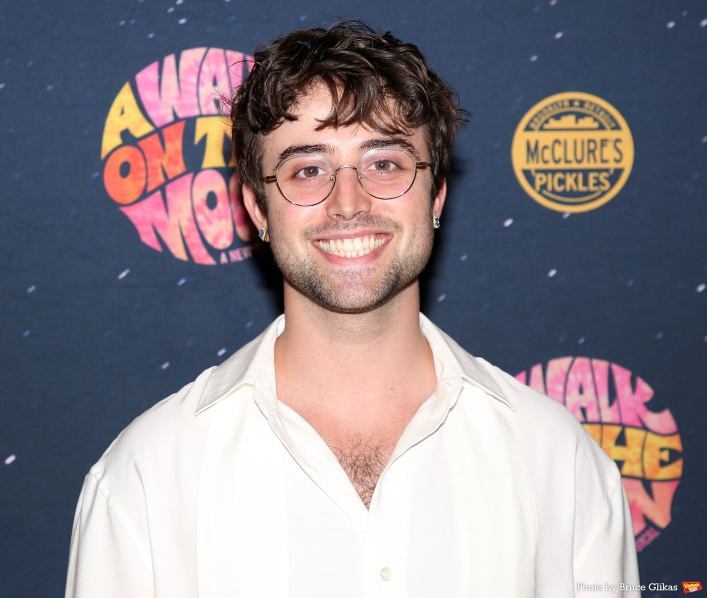 Photos: Go Inside A WALK ON THE MOON Opening Night Image