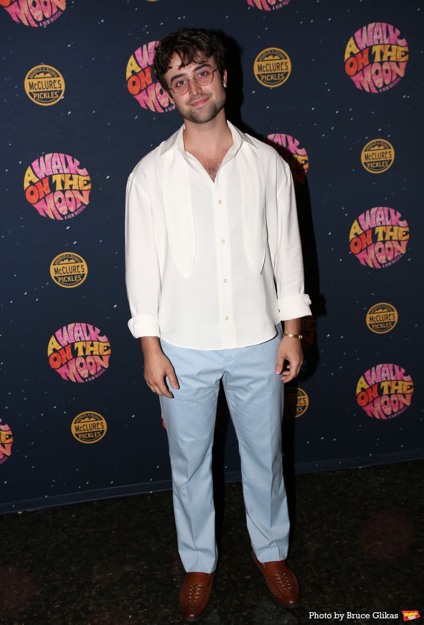 Photos: Go Inside A WALK ON THE MOON Opening Night Image