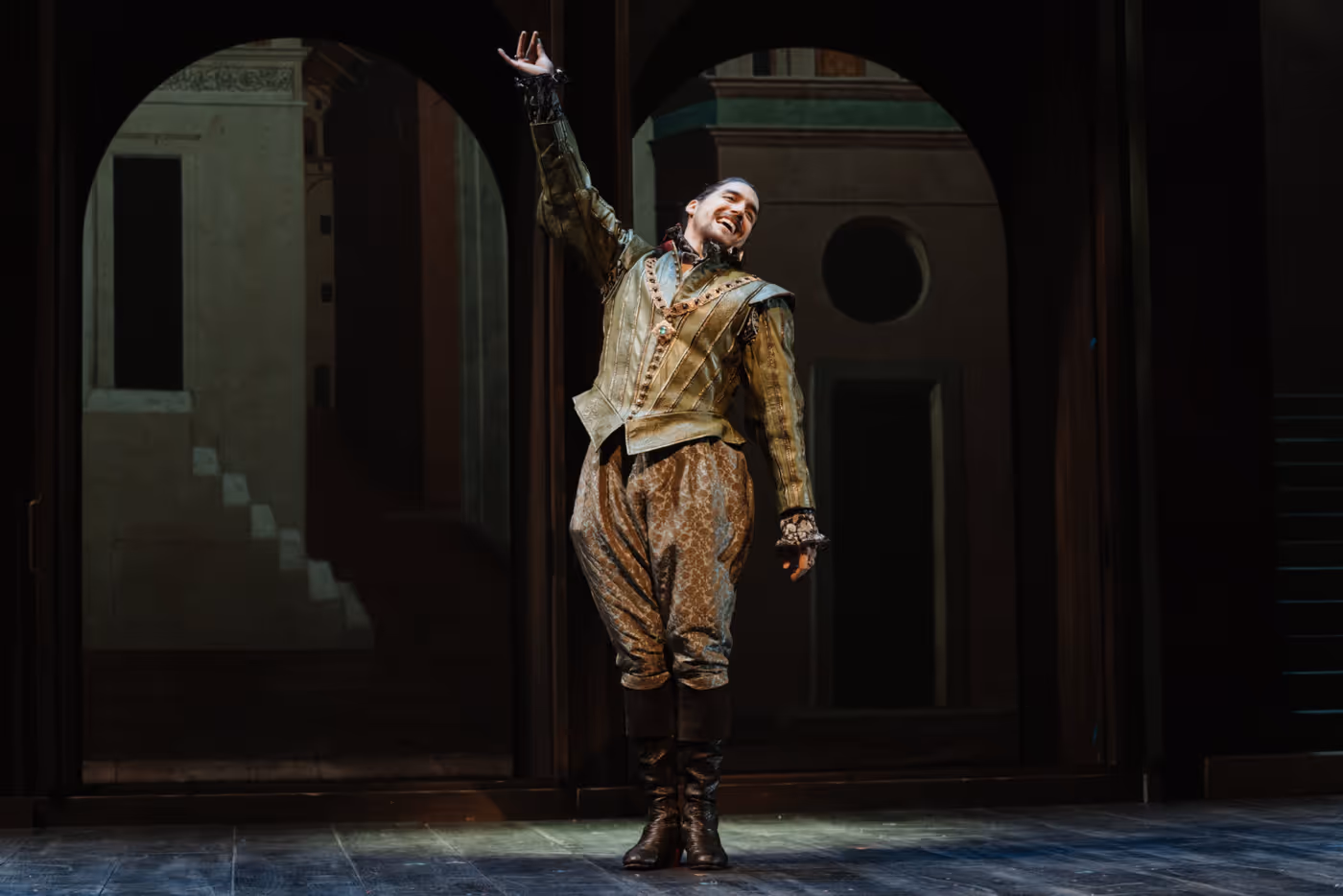 Photos: Jennifer Nettles' GIULIA: THE POISON QUEEN OF PALERMO Image