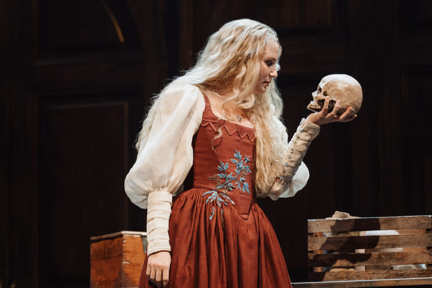 Photos: Jennifer Nettles' GIULIA: THE POISON QUEEN OF PALERMO Image