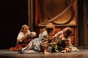Jennifer Nettles, Emily Fink, and Jamila Sabares-Klemm @ BroadwayWorld Jennifer Nettles, Emily Fink, and Jamila Sabares-Klemm Photo