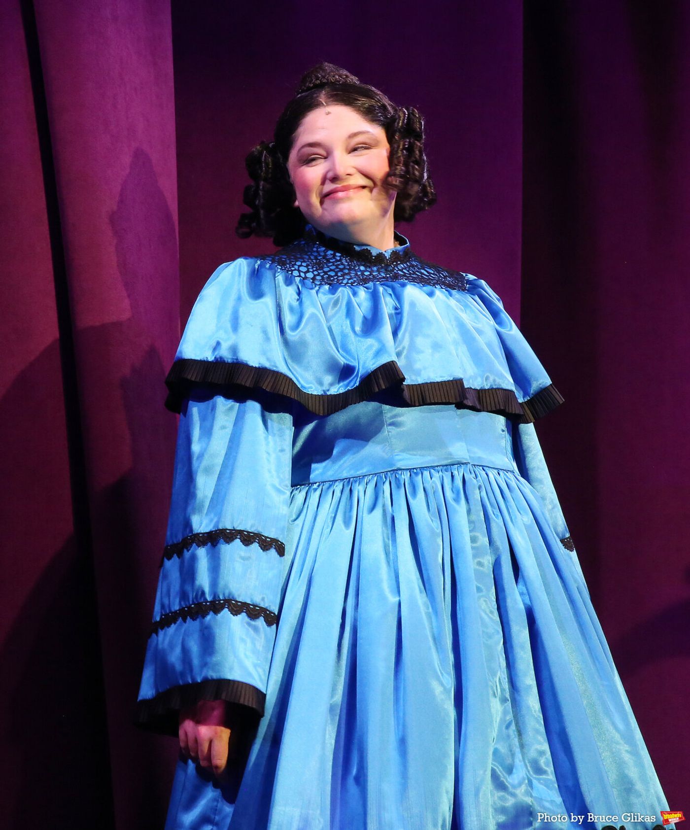 Photos: Meg Stalter, Barrett Foa, and Ryo Kamibayashi Take First Bows in OH, MARY! Image
