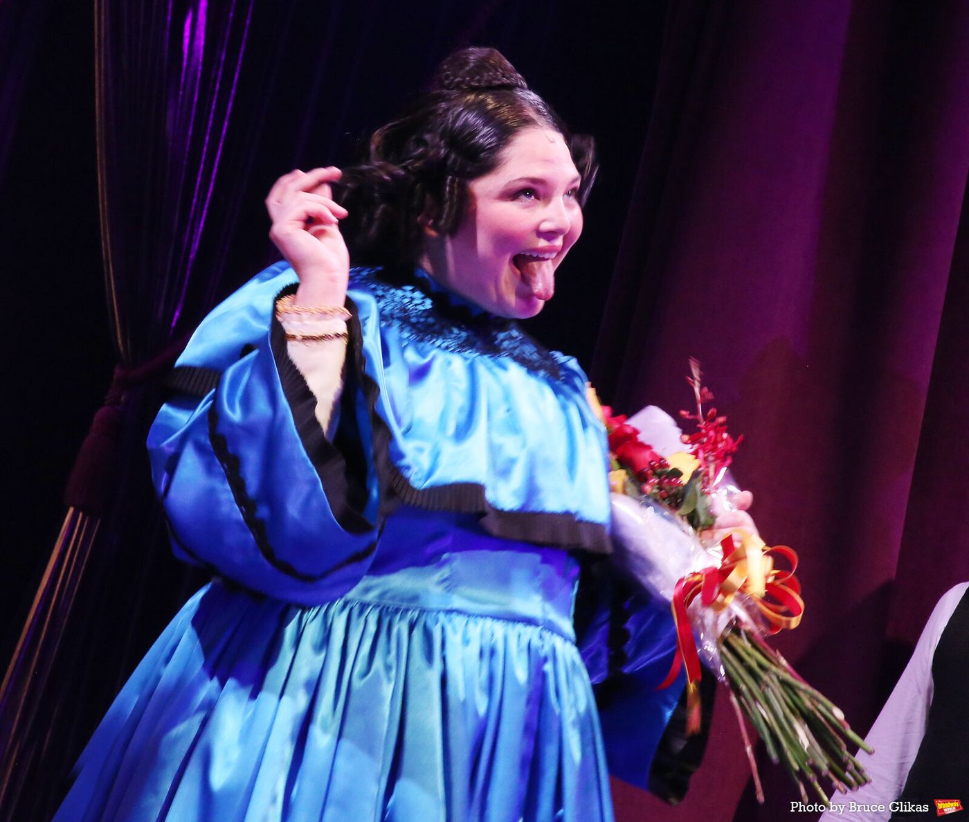 Photos: Meg Stalter, Barrett Foa, and Ryo Kamibayashi Take First Bows in OH, MARY! Image