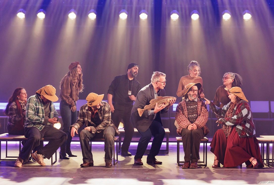 VINDOS DE LONGE (Come From Away) Lands at Teatro Ruth Escobar, With Heart, Humor, and Hope Image