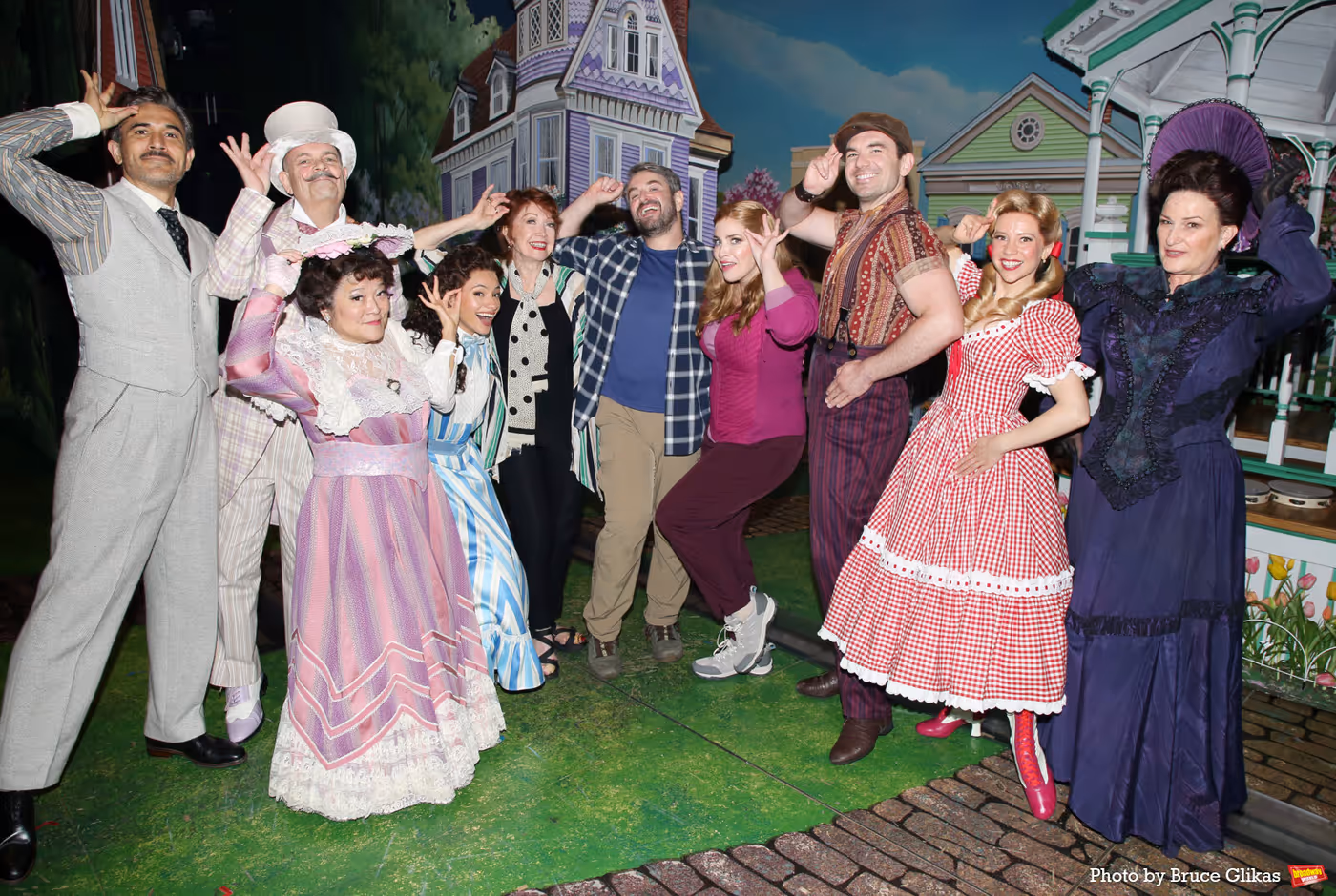 Photos: Donna McKechnie and Malik Nabers Visit SCHMIGADOON! on Broadway Image
