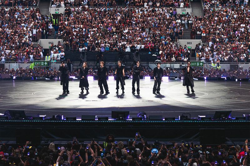 Photos: Inside BTS WORLD TOUR ARIRANG at London's Tottenham Hotspur Stadium — photo 13 of 13