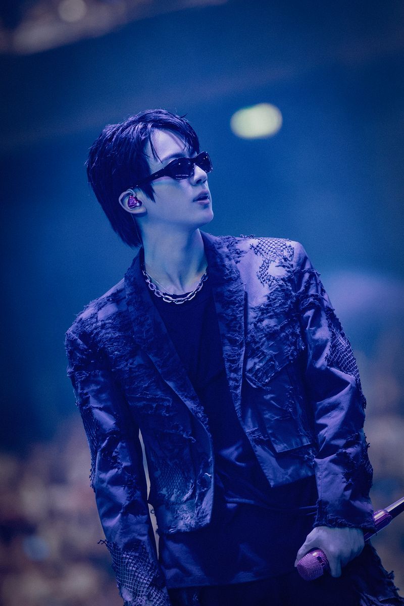 Photos: Inside BTS WORLD TOUR ARIRANG at London's Tottenham Hotspur Stadium — photo 1 of 13