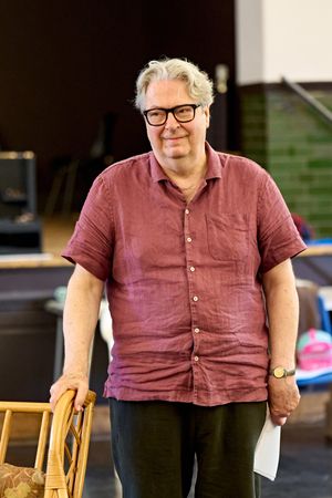 Roger Allam Photo